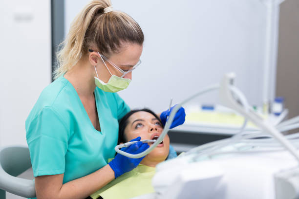 Best Chipped Tooth Repair Near Me  in Inverness Highlands South, FL